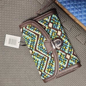 NWT Vera Bradley clutch wallet